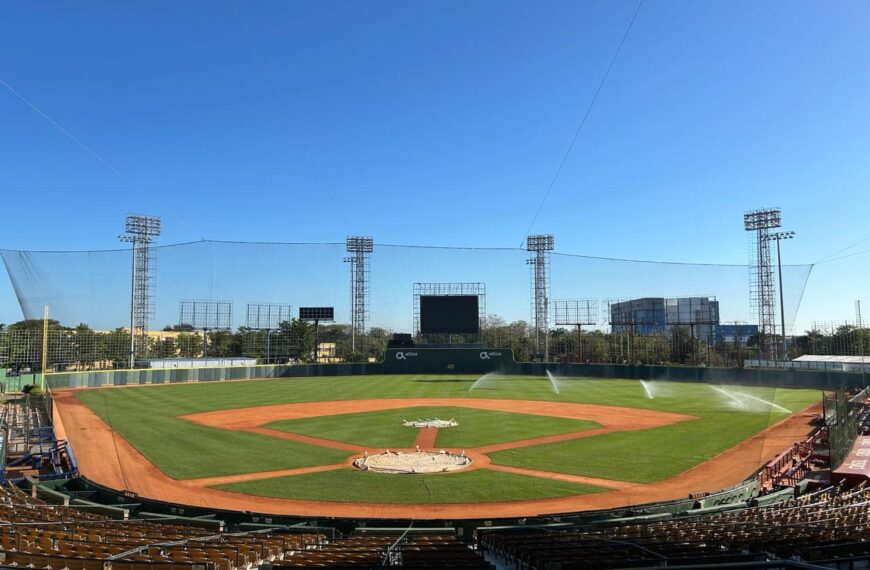 El estadio Quisqueya se vestirá de galas para pretemporada de Rays y Red Sox