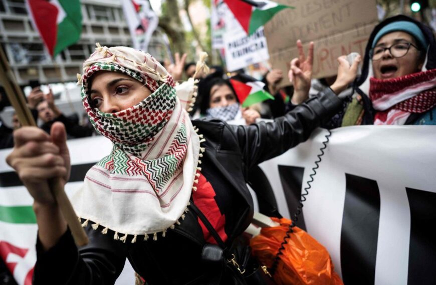 Activistas británicos demandan fin de suministro de armas a Israel