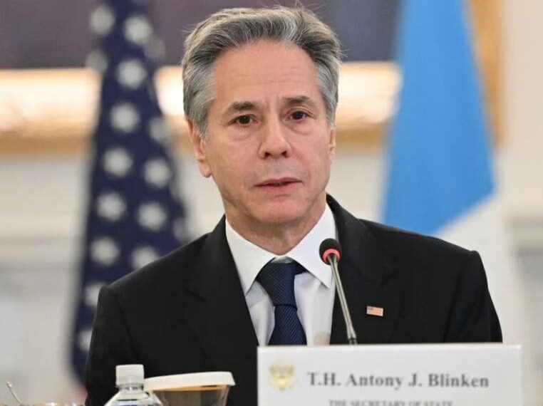 El secretario de Estado de EE.UU., Antony Blinken llama a Abinader para tratar crisis en Haití