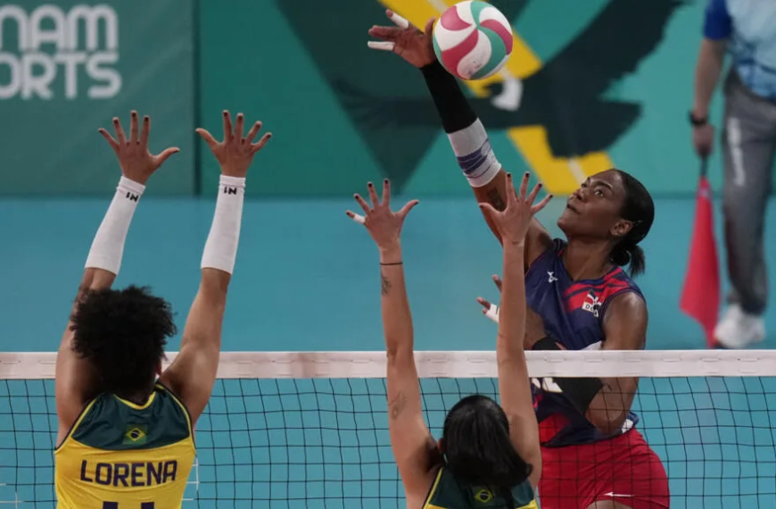Las Reinas del Caribe llegan a Paris con grandes intenciones
