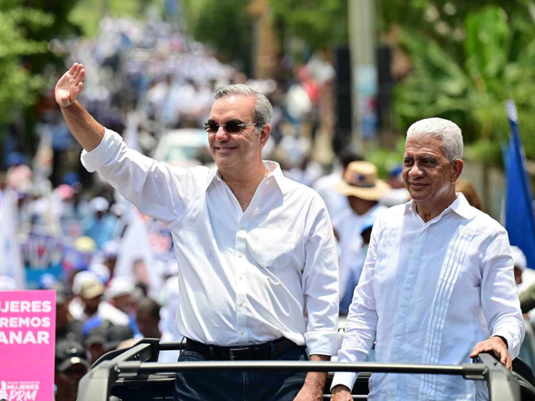 Candidatos presidenciales encabezan marchas caravanas en días finales de la campaña