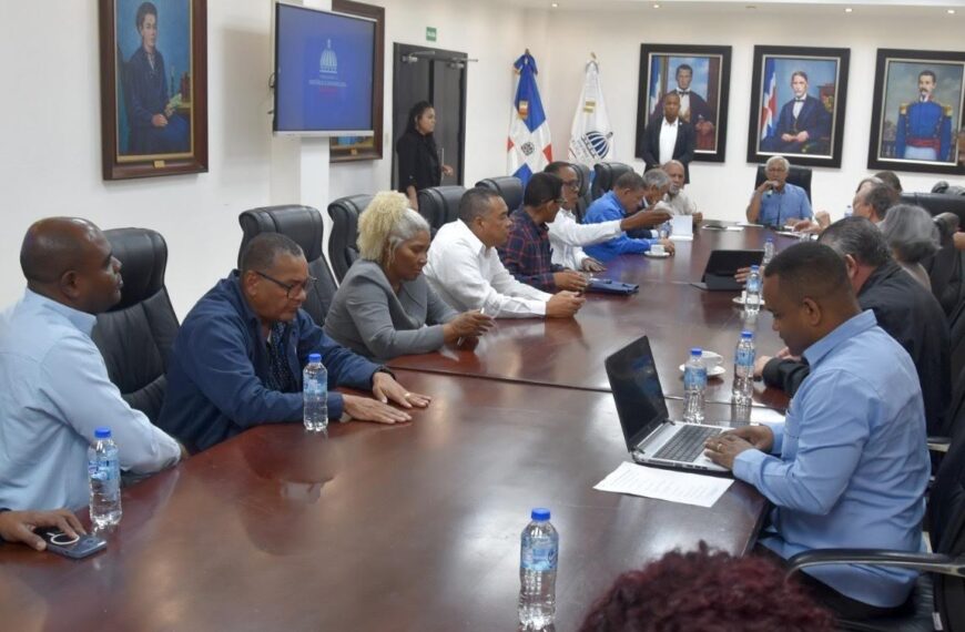 DP garantiza cumplimiento del calendario escolar y apuesta al diálogo con el Minerd para dirimir conflictos