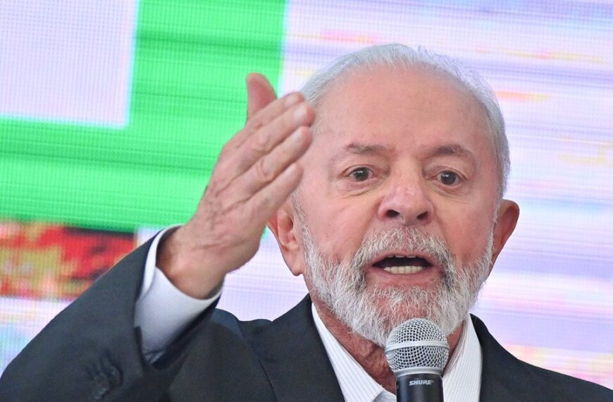 Lula posterga viaje a Chile por tragedia climática en sur de Brasil
