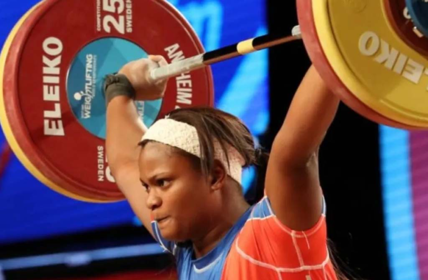 Pesistas dominicanas se preparan para competir en Juegos Olímpicos