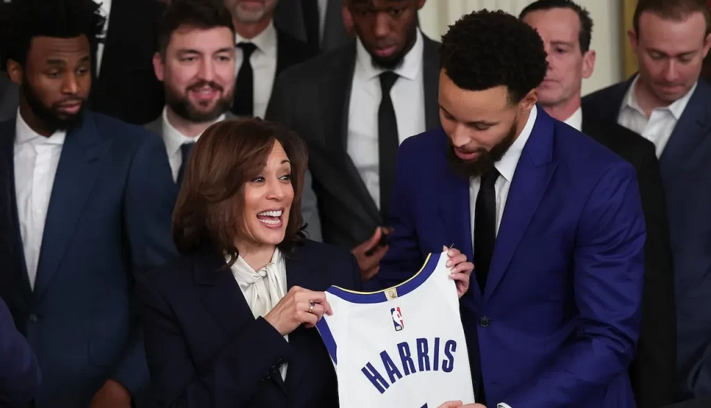 Steph Curry Apoya a Kamala Harris en su Campaña Presidencial