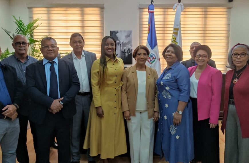 Frente Amplio reitera apoyo a…