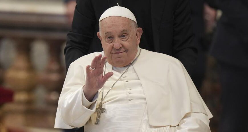 El Papa Francisco hace un llamado a la paz y pide que llegue la ayuda humanitaria a Gaza