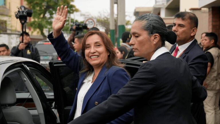 Investigación preliminar contra la presidenta Dina Boluarte: Acusaciones de abandono de cargo y emisión de funcionesa