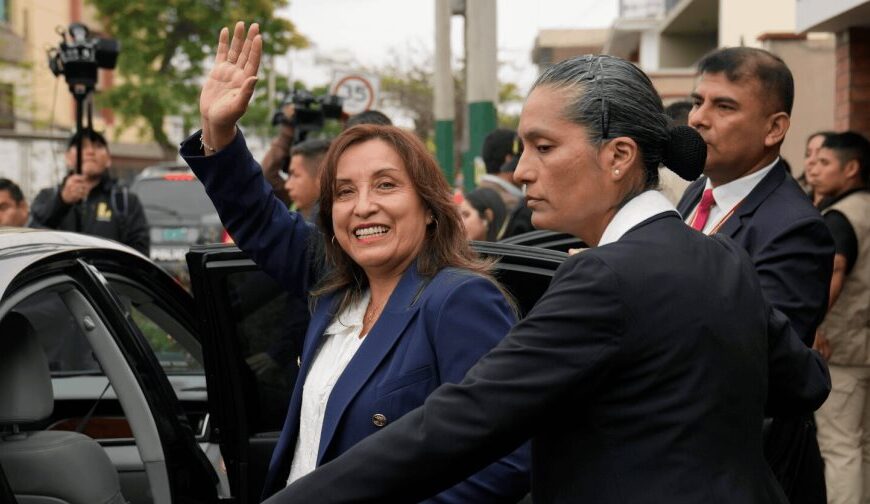 Investigación preliminar contra la presidenta Dina Boluarte: Acusaciones de abandono de cargo y emisión de funcionesa