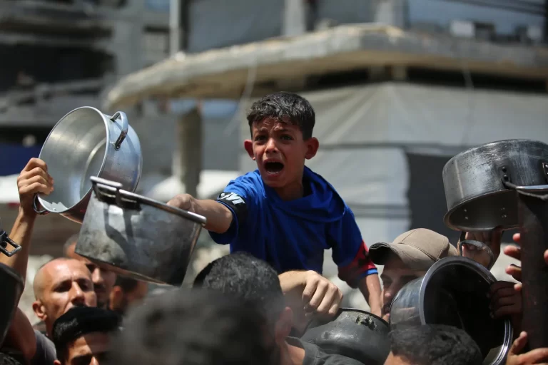 Genocidio en Gaza supera los 52.500 muertos