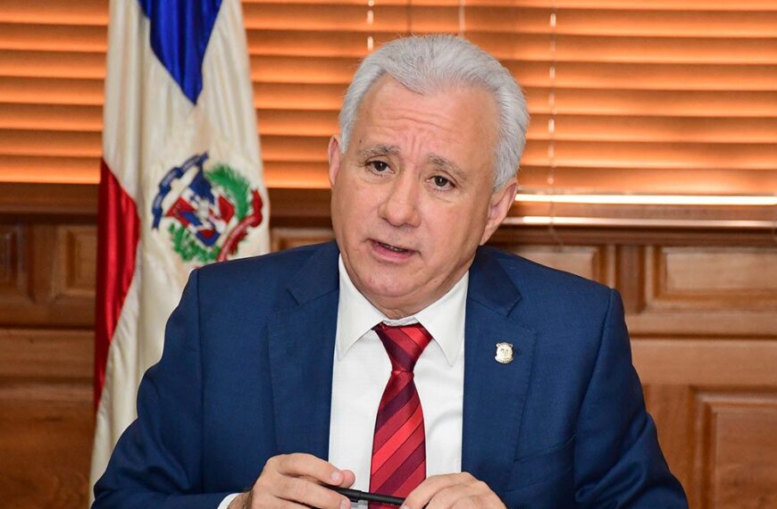 Senador Taveras llama a comunidad&hellip;