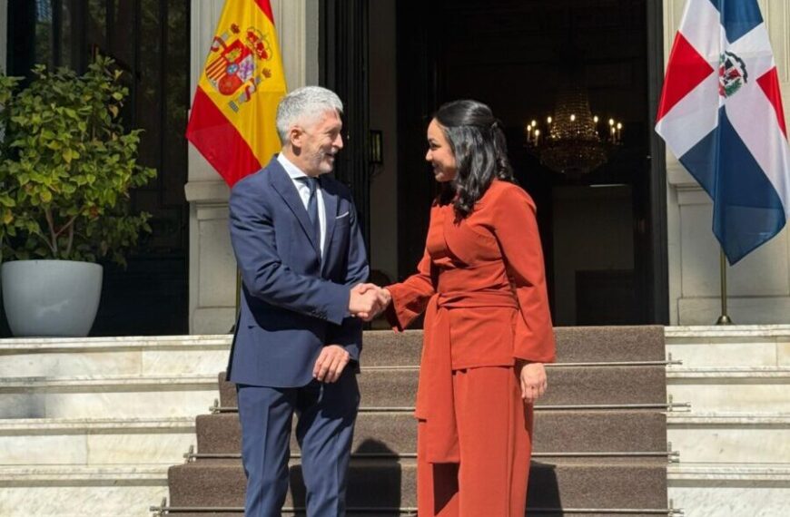 Faride Raful se reúne con&hellip;