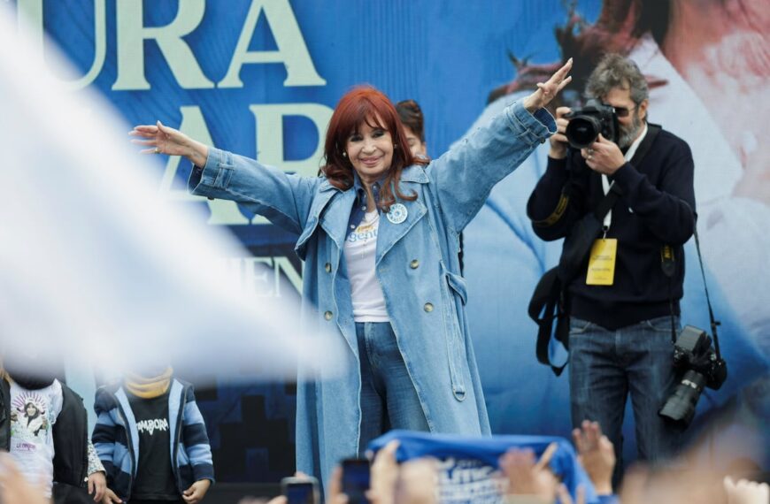 Cristina Kirchner llama a un&hellip;