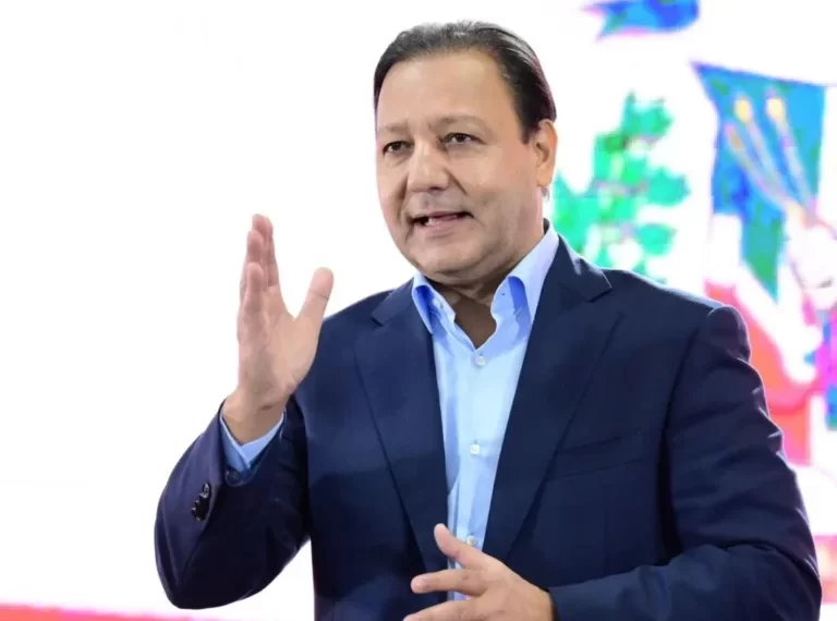 Abel Martínez alerta sobre privatización encubierta mediante fideicomisos