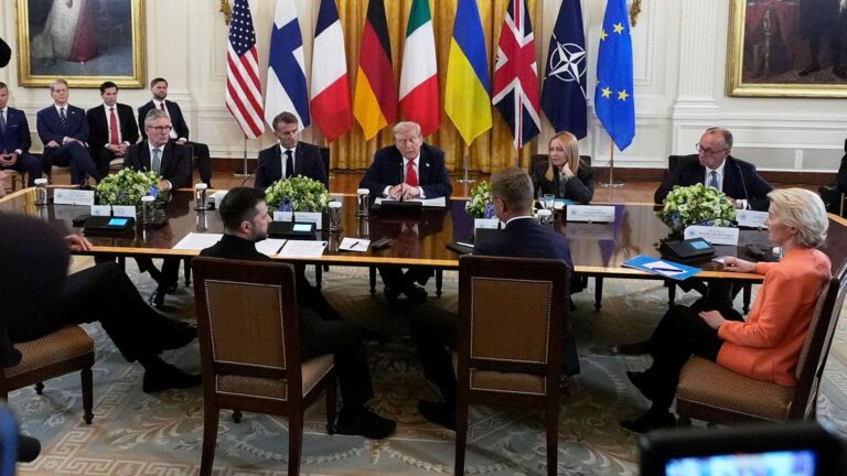 Trump teje la paz entre Putin y Zelenski