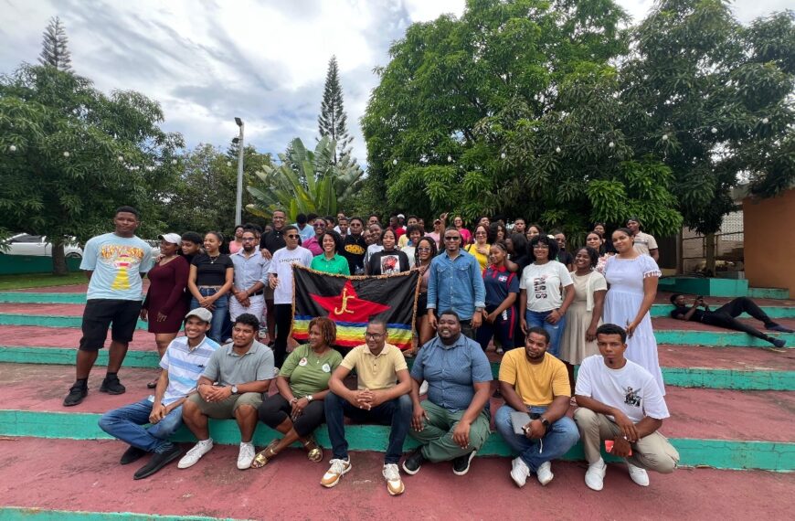 Velas y Voces: La juventud&hellip;