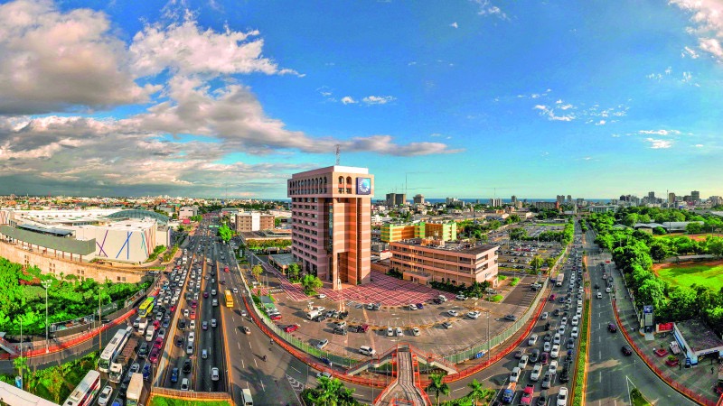 Banca con Propósito: El Popular, Arquitecto Financiero del Milagro Turístico Dominicano