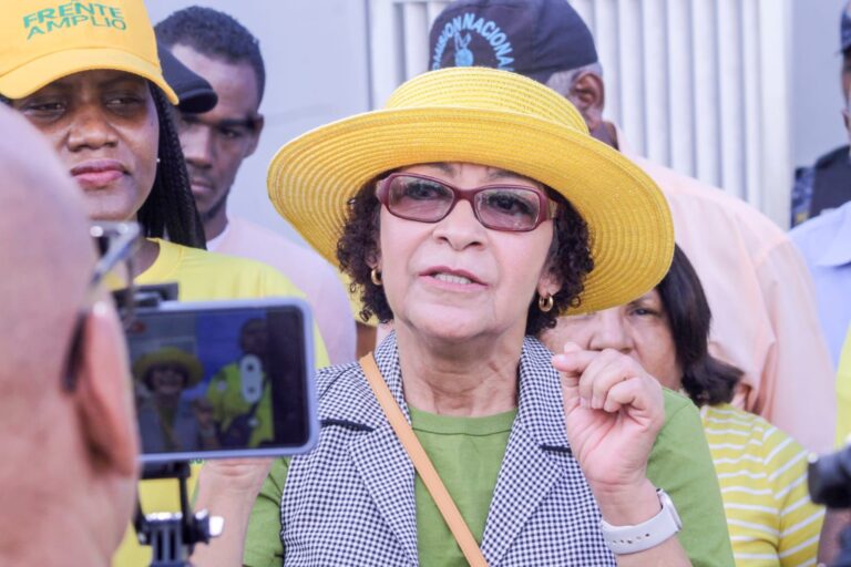 El Frente Amplio desmonta el discurso oficial: “No es crisis internacional, es un cambio de criterio que castiga al pueblo”