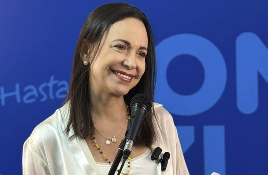 Una Luz Polemica: Abinader Aclama&hellip;