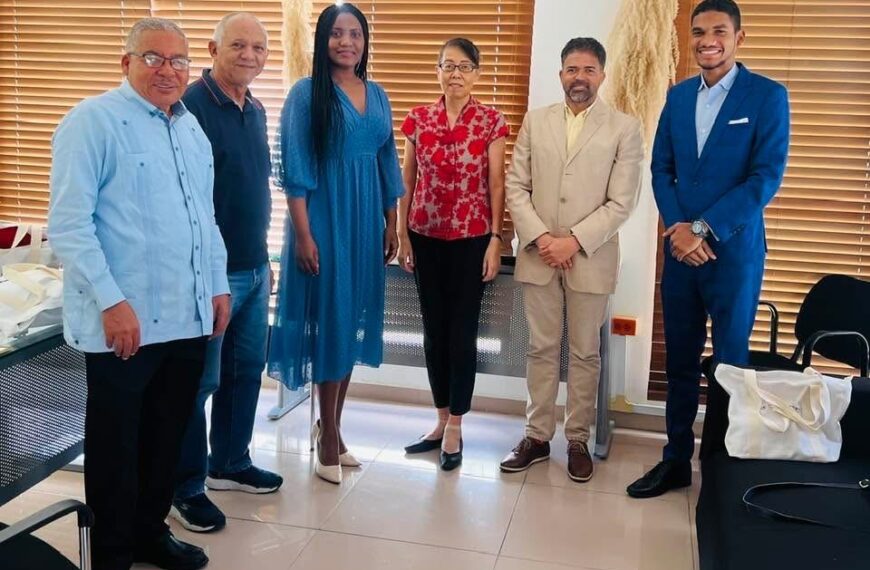 Frente Amplio Teje la Seda&hellip;