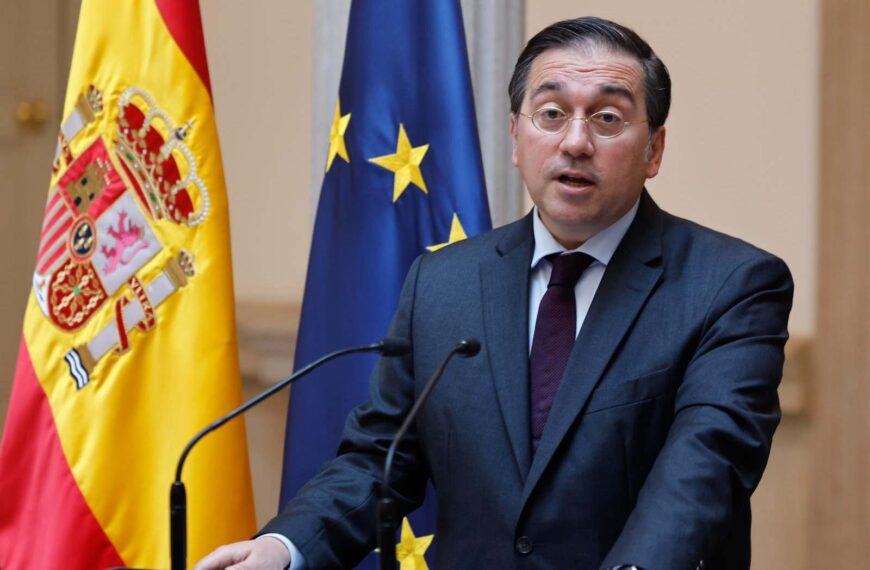 Cruce de Acusaciones en Plena Guerra: España Desmiente a la Casa Blanca y se Niega a Cooperar en el Ataque a Irán