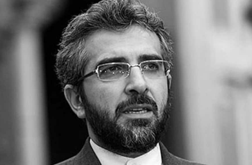Irán aprieta el cerco sobre Ormuz y negocia con Omán el control total del estratégico paso