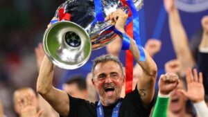 ¡LUIS ENRIQUE III, EL EMPERADOR DE LA ÉPICA! EL PSG REVALIDA LA CHAMPIONS DESDE EL ABISMO