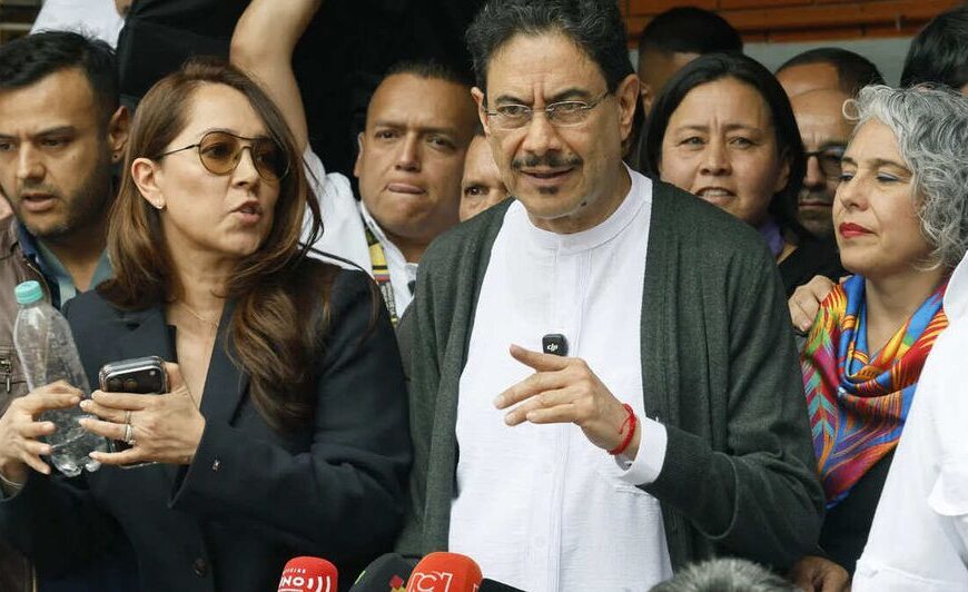 Iván Cepeda desconoce los resultados electorales y exige revisar el censo