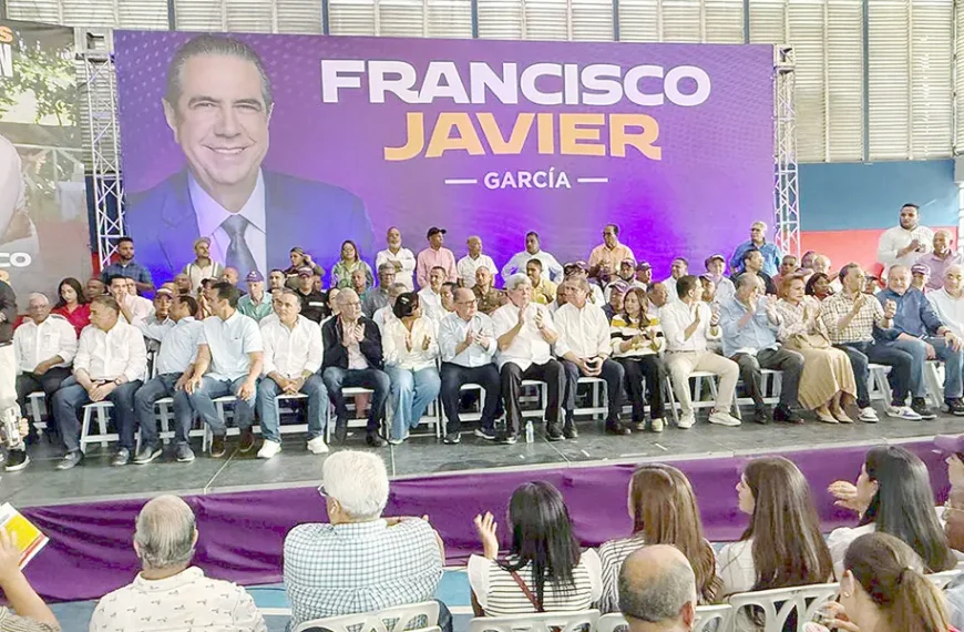 Francisco Javier sacude Santiago: multitudinaria&hellip;