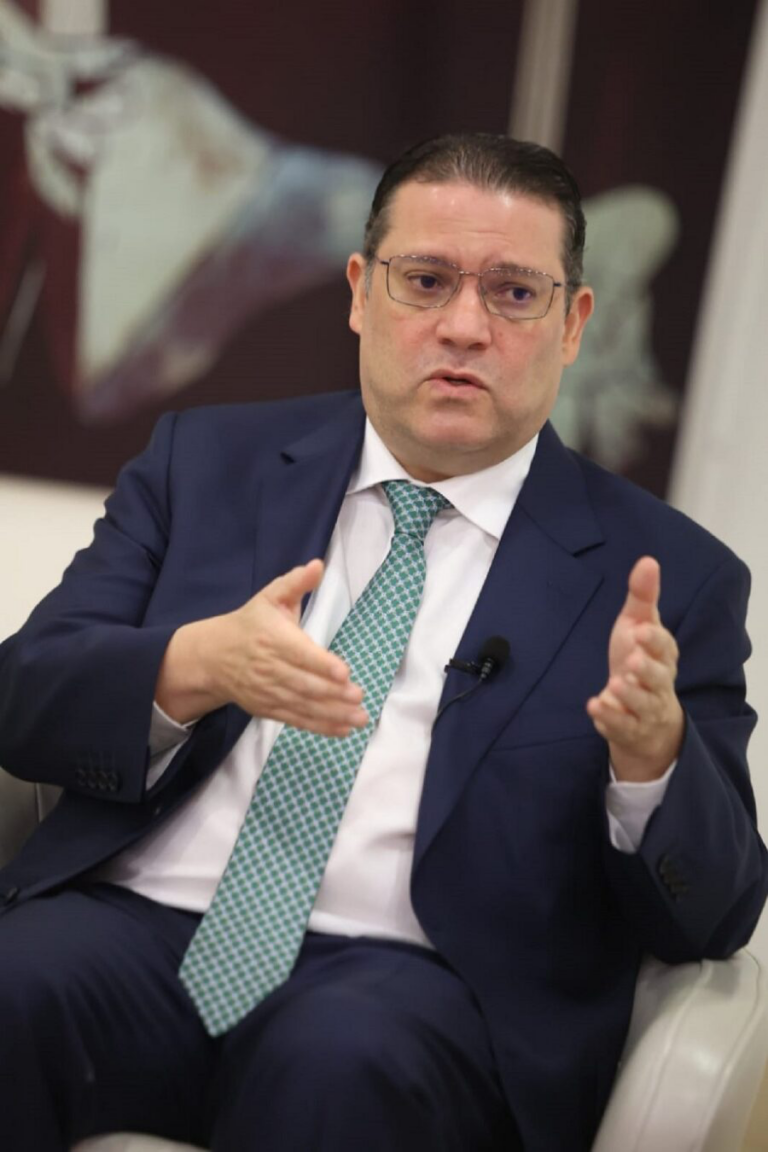 Sanz Lovatón convoca en Santo Domingo al cuerpo diplomático para trazar la ruta de inversión más ambiciosa del Caribe