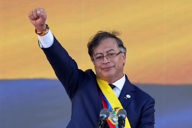 Gustavo Petro celebra la victoria de Roberto Sánchez en Perú