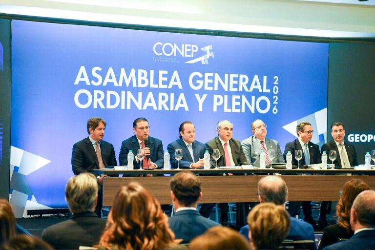 Empresariado reabre la guerra contra la cesantía y desafía el consenso laboral alcanzado