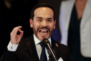 Futuro Gobierno de Colombia anuncia el cierre de sus embajadas en Cuba y Nicaragua