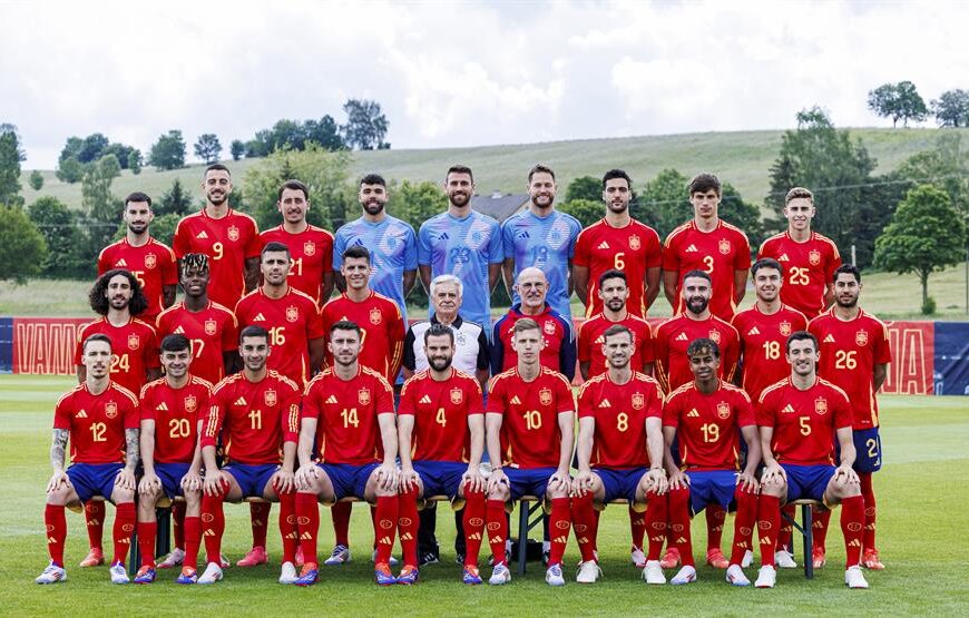 España y Argentina disputan la…