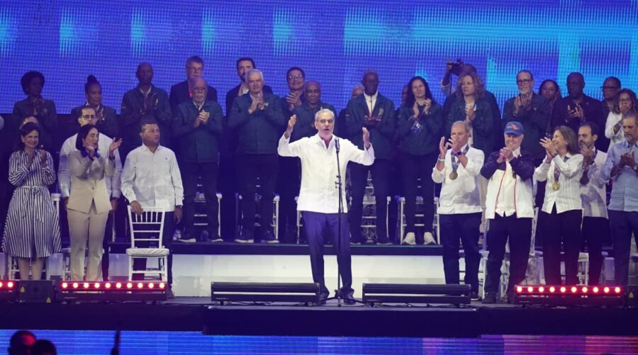 Abinader apaga la llama de Santo Domingo 2026, pero deja encendido el sueño de una generación